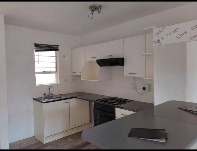 3 BEDROOM TOWNHOUSE FOR SALE IN BRACKENDOWNS